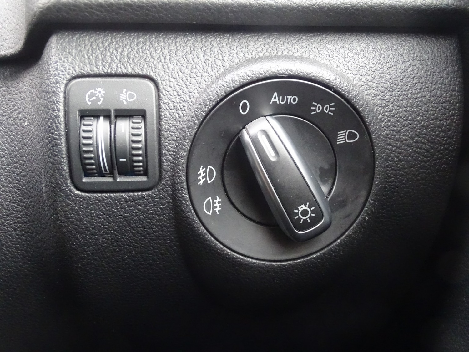 Used Volkswagen Tiguan 2014 for sale - 76305465: Photo 38