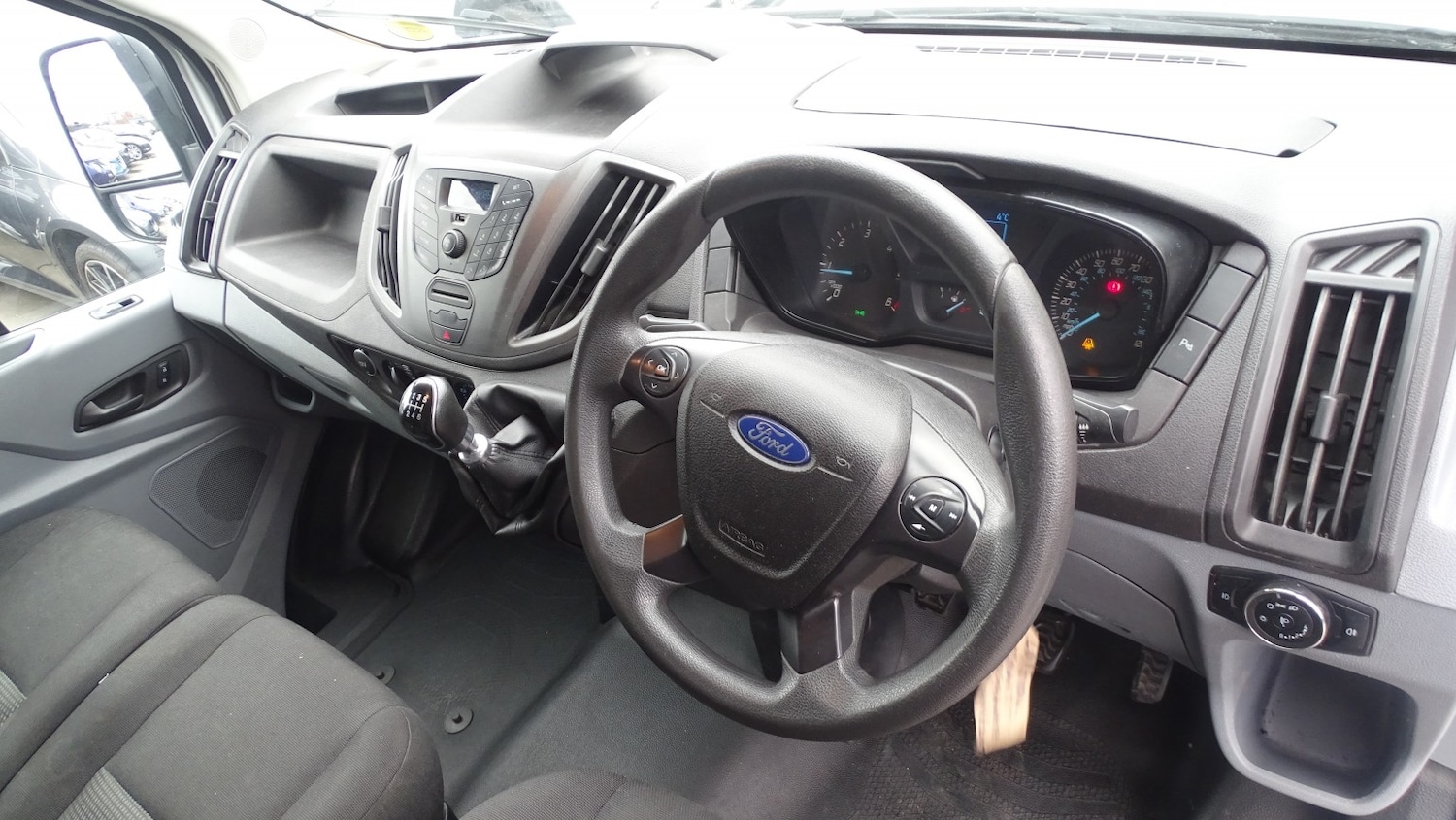 Used Ford Transit 2018 for sale - 76643367: Photo 25