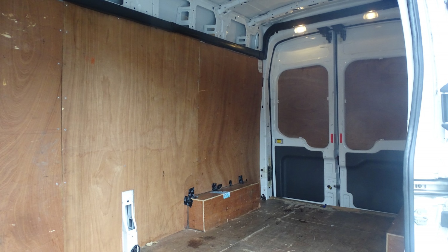 Used Ford Transit 2018 for sale - 76643367: Photo 31