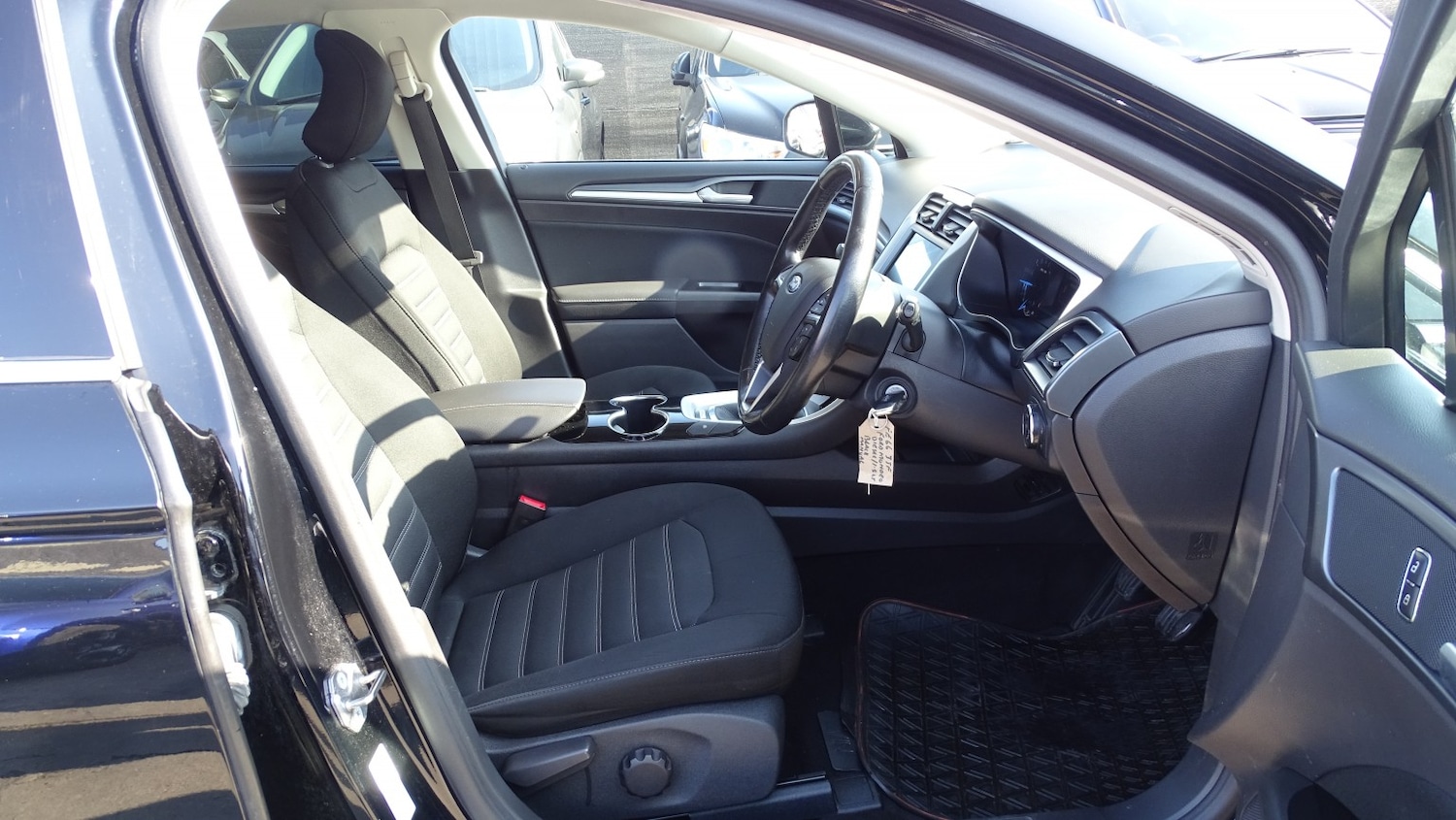 Used Ford Mondeo 2016 for sale - 77749801: Photo 19