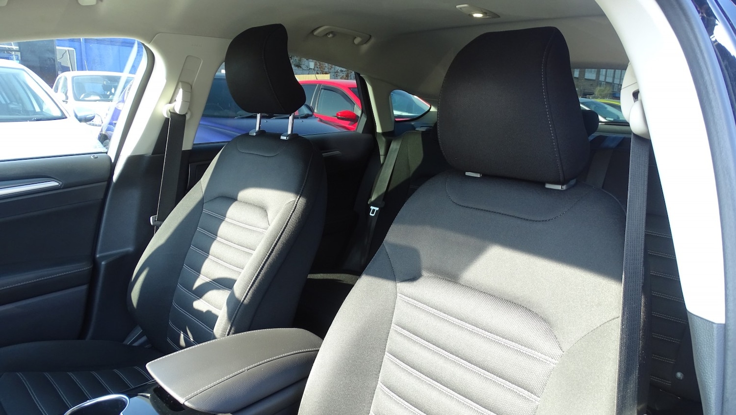 Used Ford Mondeo 2016 for sale - 77749801: Photo 32