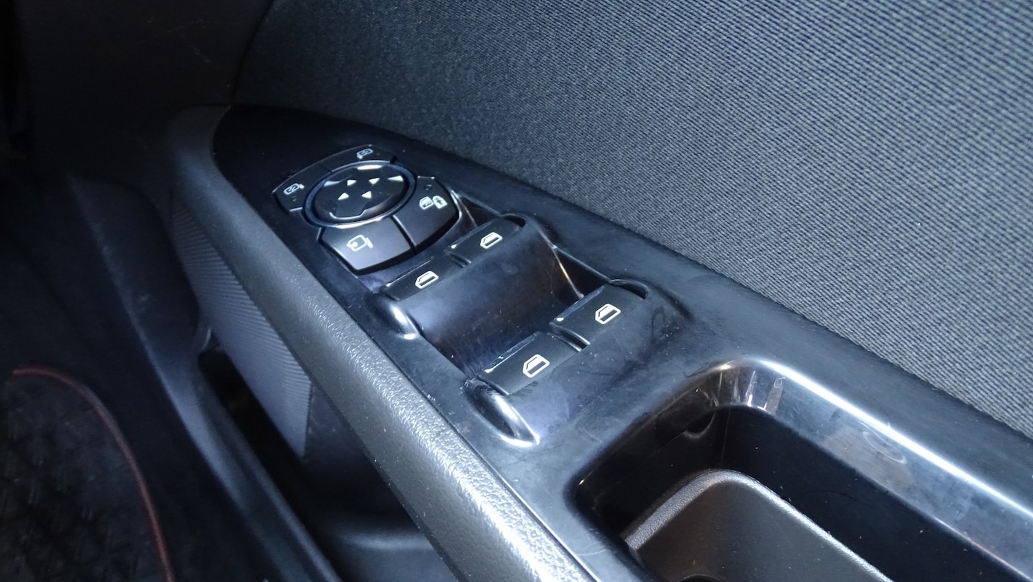 Used Ford Mondeo 2016 for sale - 77749801: Photo 37