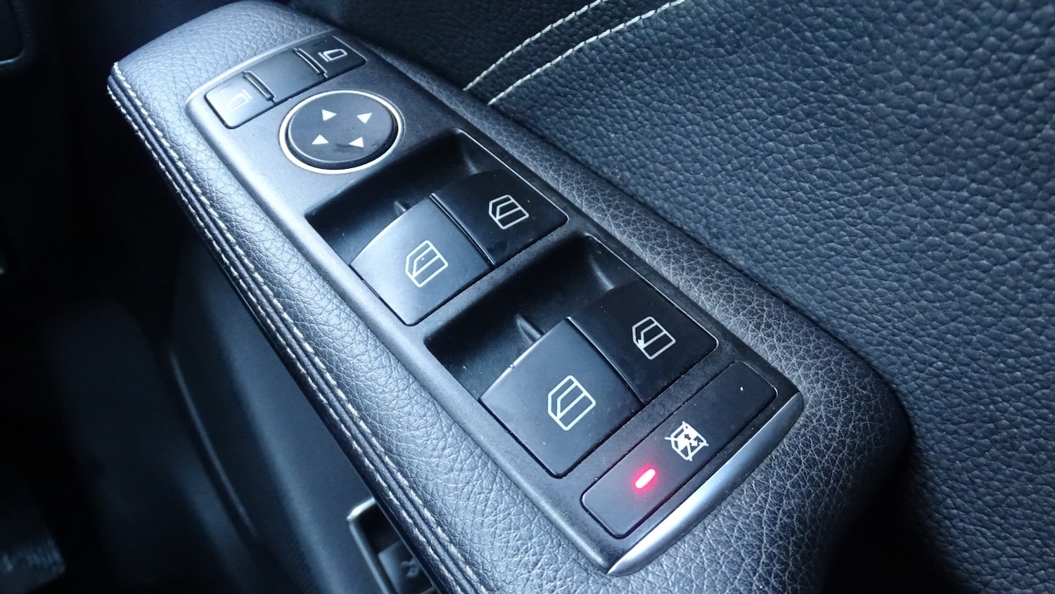 Used Mercedes-Benz CLA 2014 for sale - 77014825: Photo 40