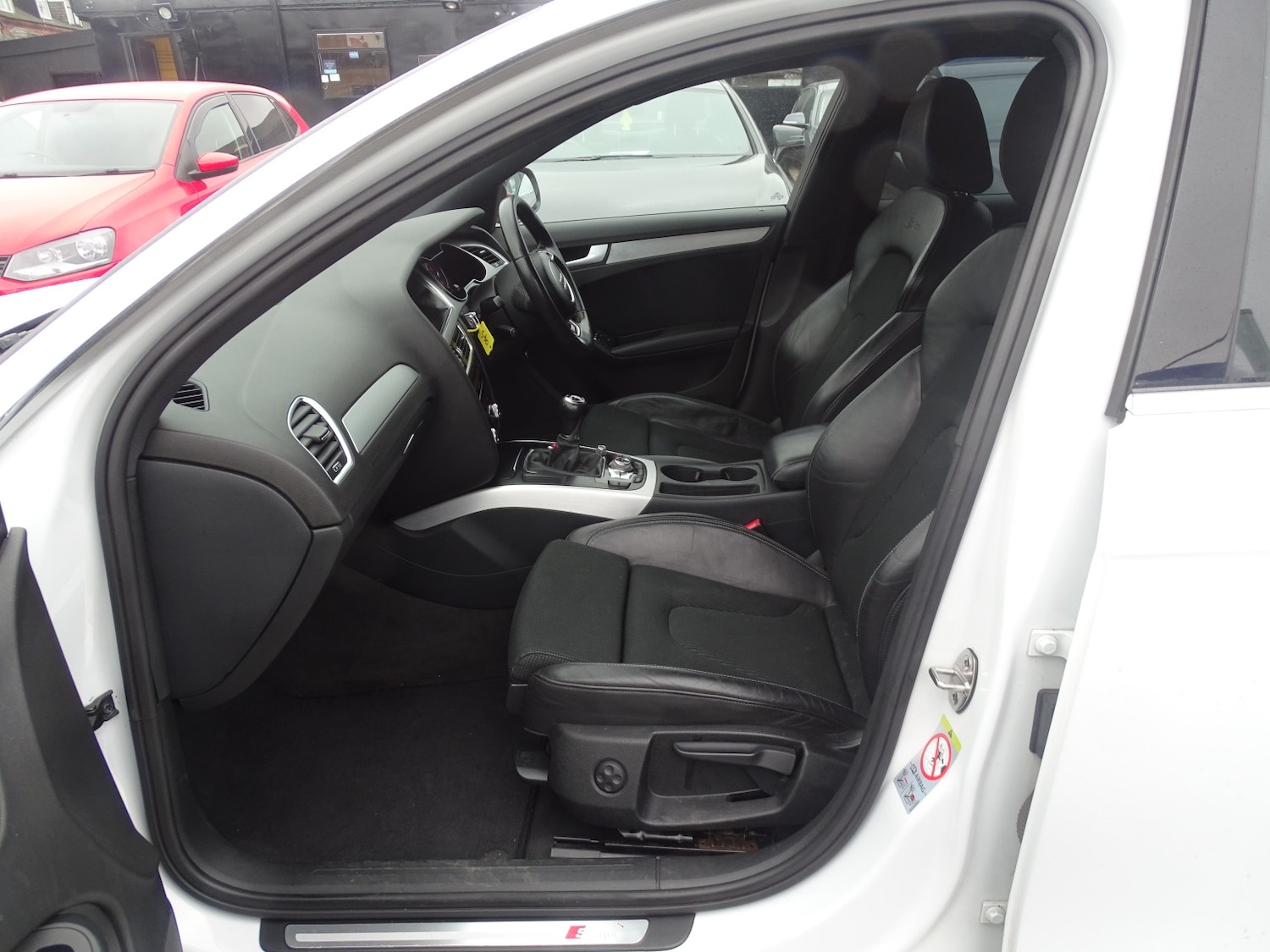 Used Audi A4 2014 for sale - 76257669: Photo 15