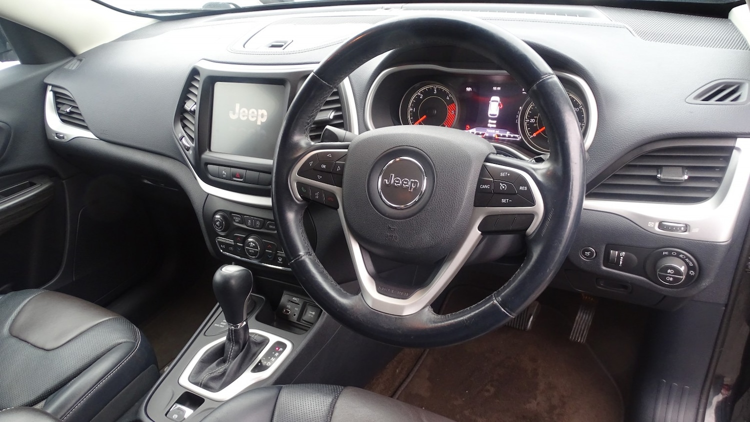 Used Jeep Cherokee 2015 for sale - 76591549: Photo 19