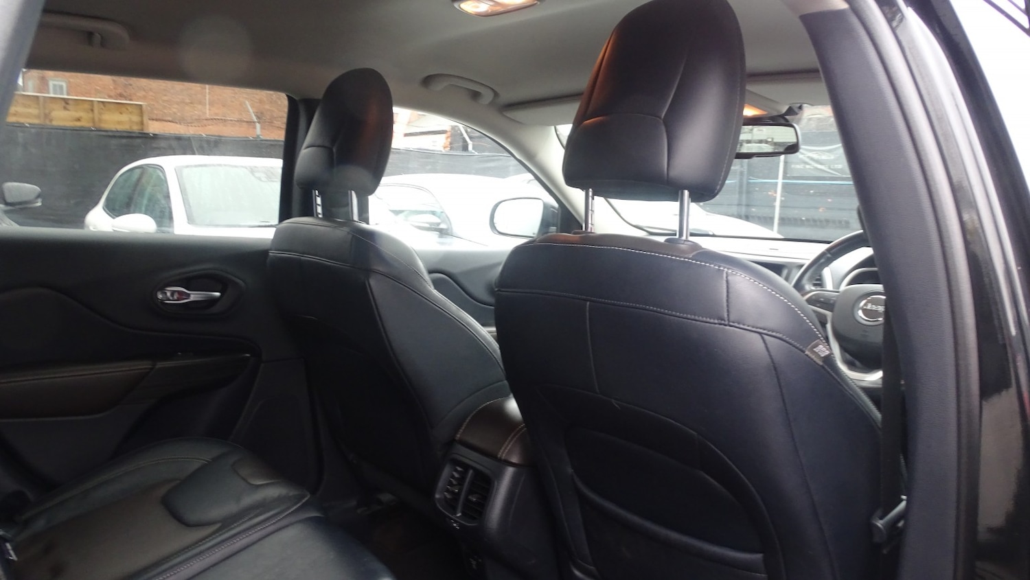 Used Jeep Cherokee 2015 for sale - 76591549: Photo 25