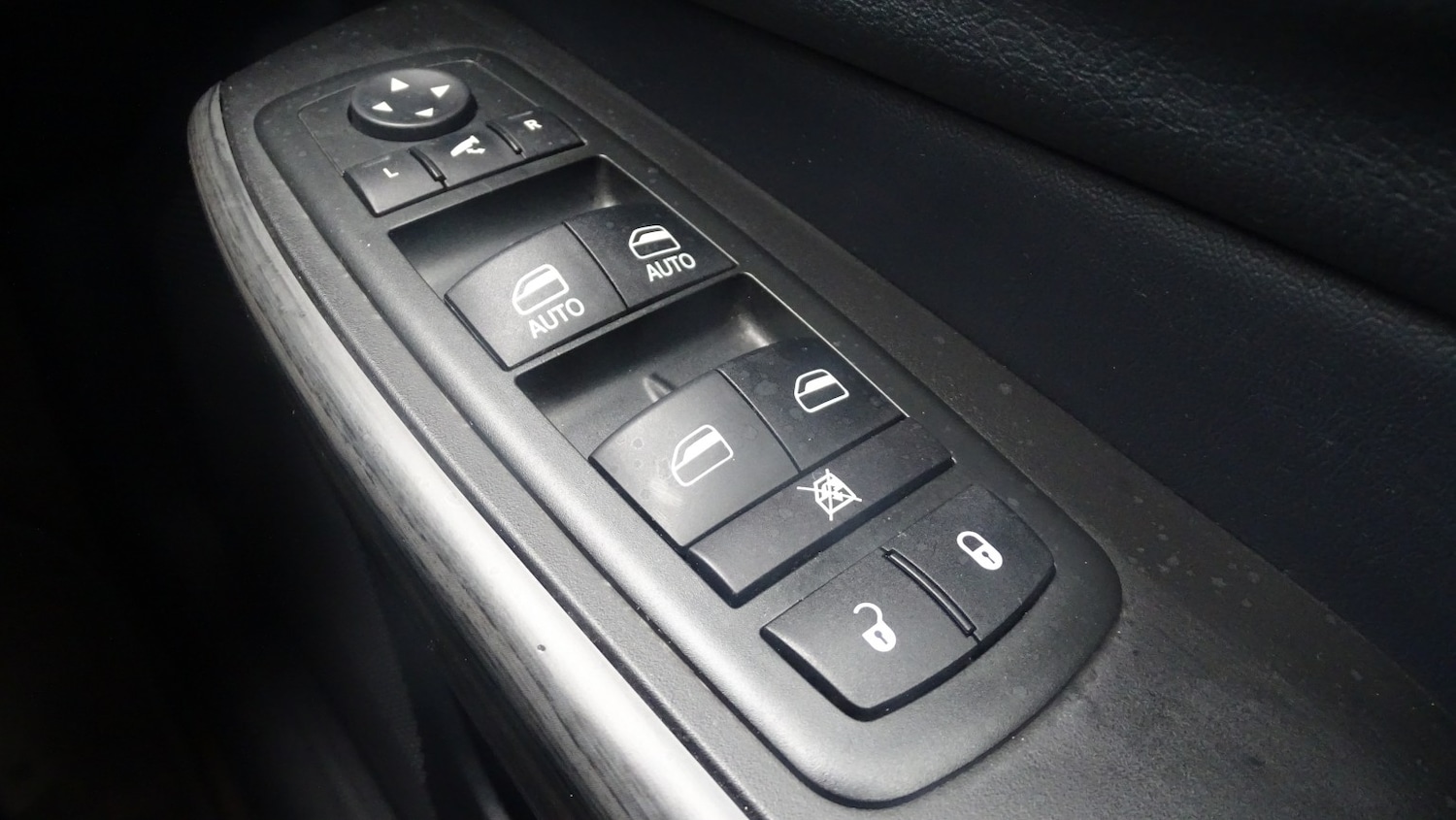 Used Jeep Cherokee 2015 for sale - 76591549: Photo 37