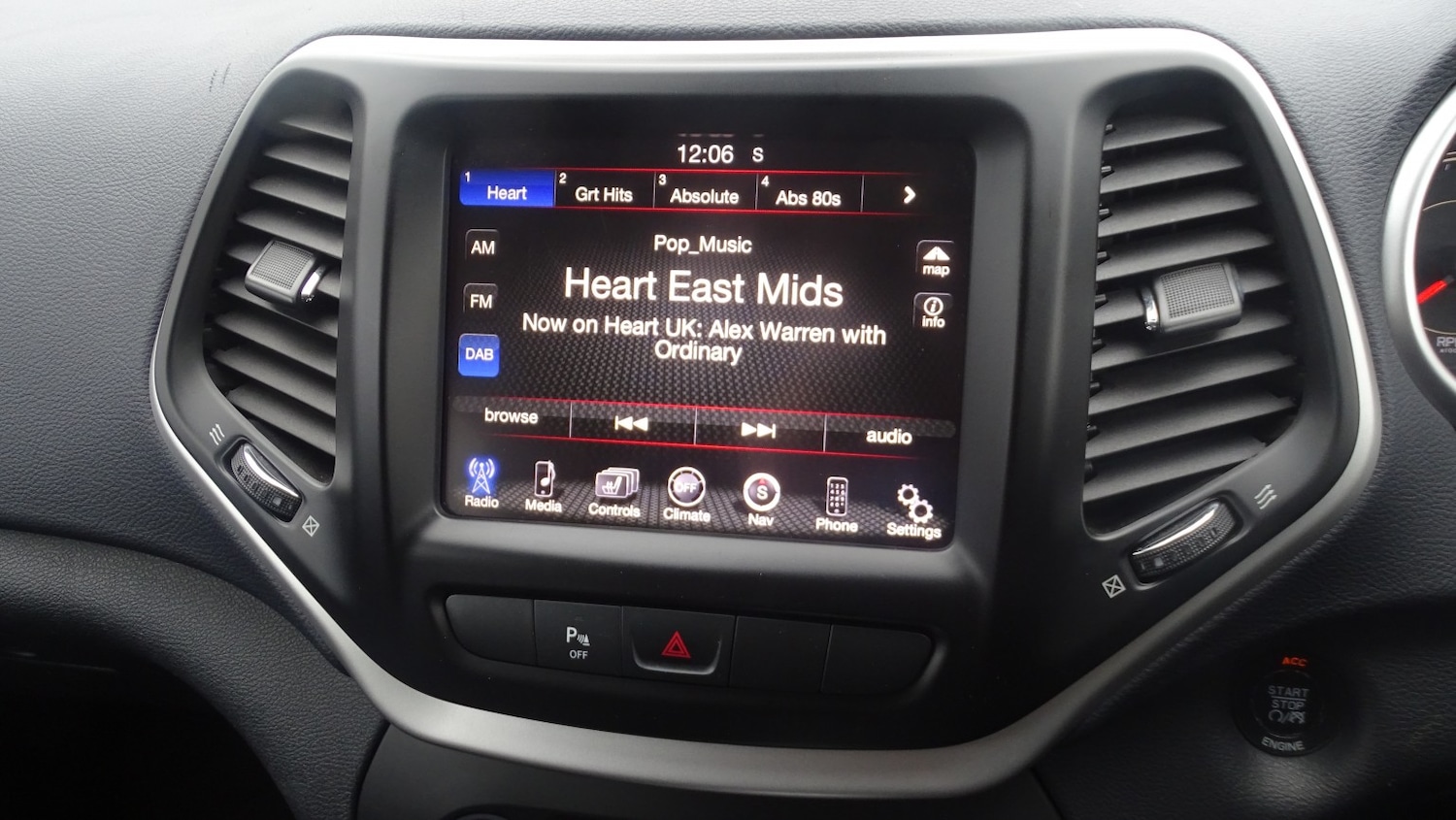 Used Jeep Cherokee 2015 for sale - 76591549: Photo 47