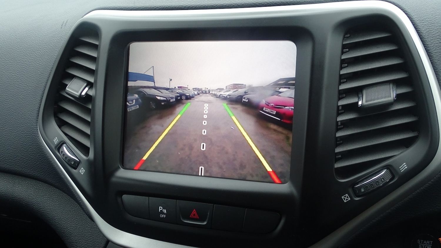 Used Jeep Cherokee 2015 for sale - 76591549: Photo 52