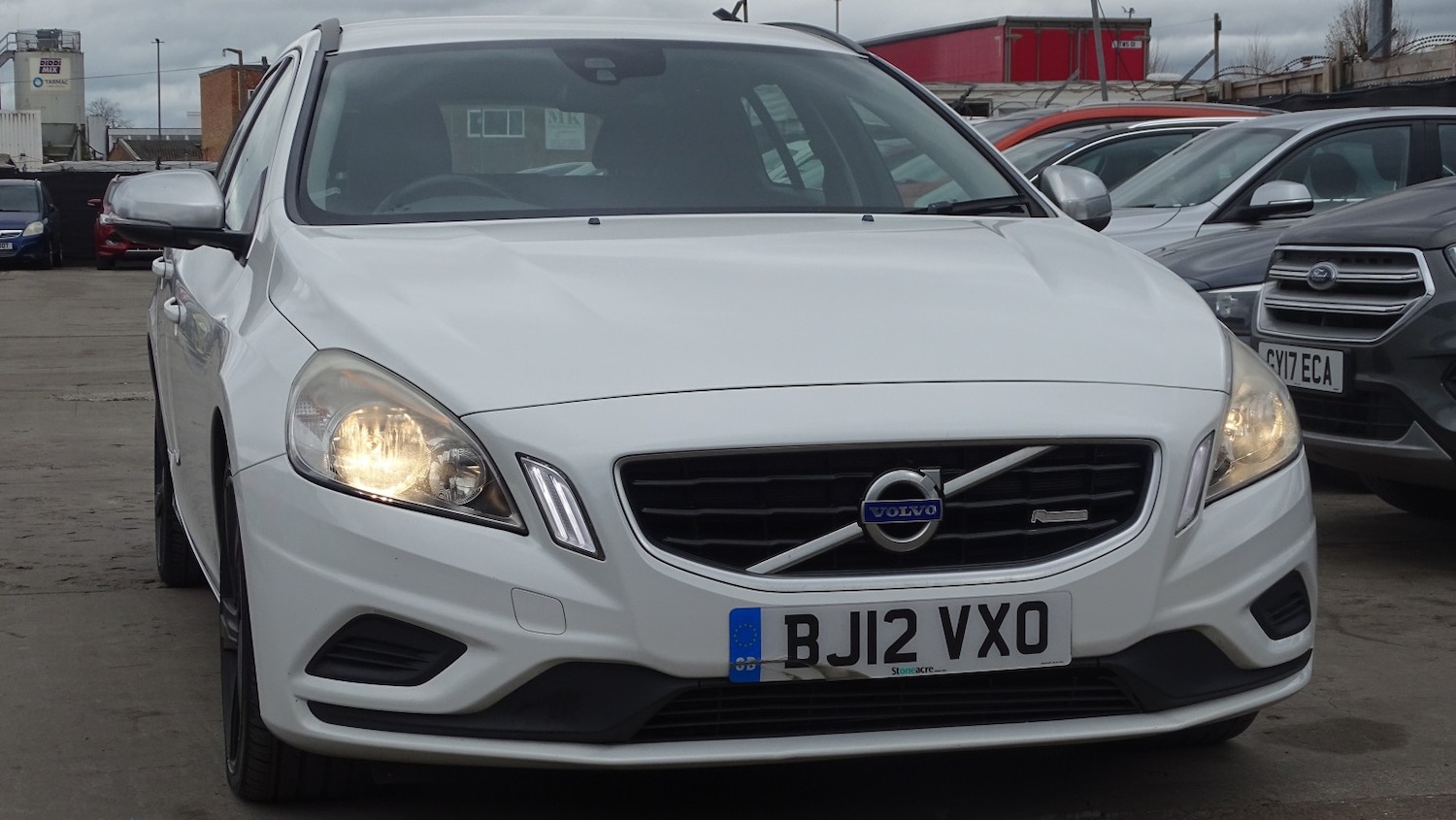 Used Volvo V60 2012 for sale - 78141087: Photo 2