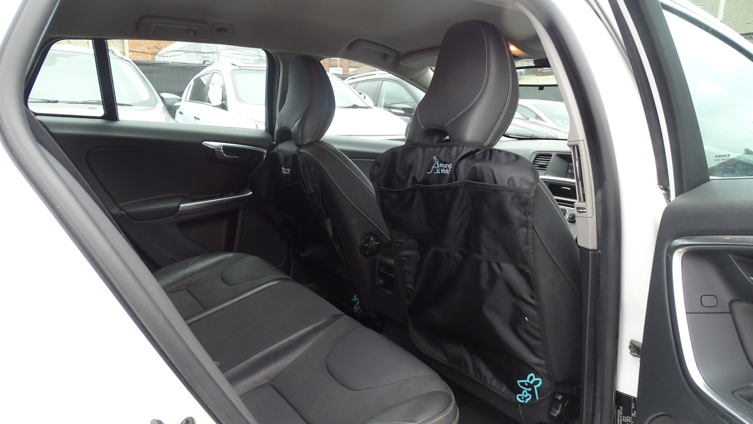 Used Volvo V60 2012 for sale - 78141087: Photo 26