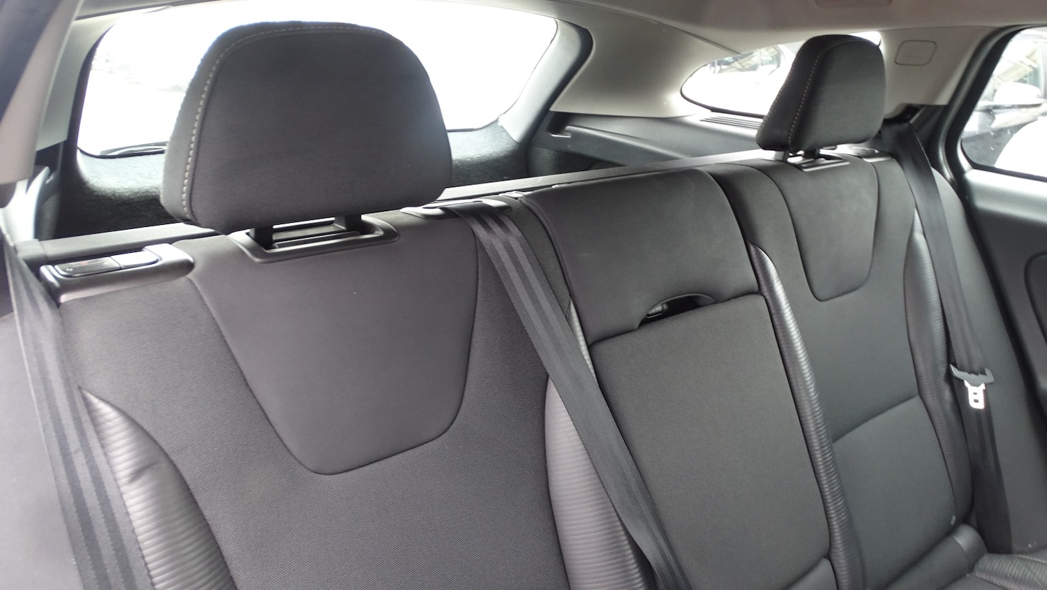 Used Volvo V60 2012 for sale - 78141087: Photo 27