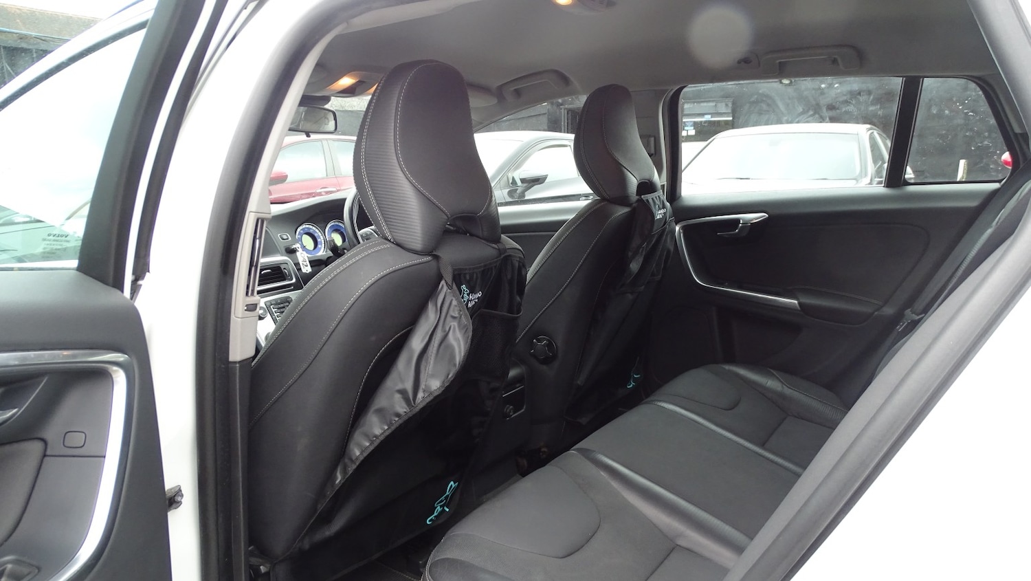 Used Volvo V60 2012 for sale - 78141087: Photo 29