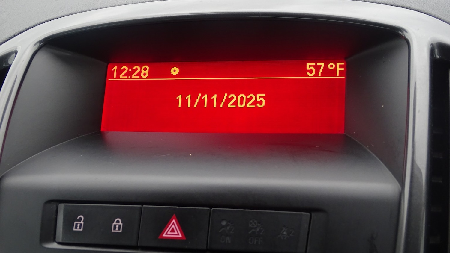 Used Vauxhall Astra 2013 for sale - 76547836: Photo 43