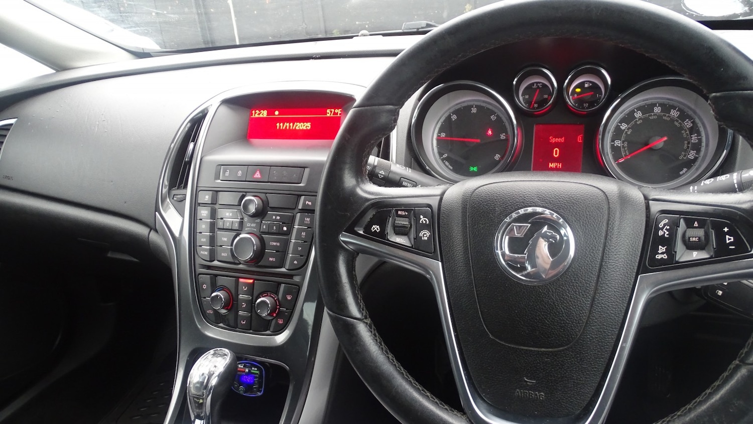 Used Vauxhall Astra 2013 for sale - 76547836: Photo 44