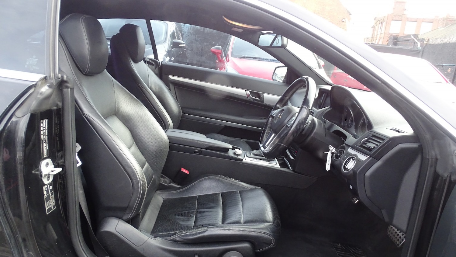 Used Mercedes-Benz E Class 2012 for sale - 77632486: Photo 24