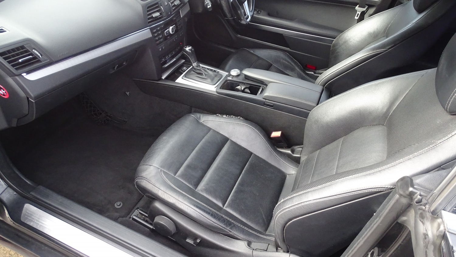 Used Mercedes-Benz E Class 2012 for sale - 77632486: Photo 27