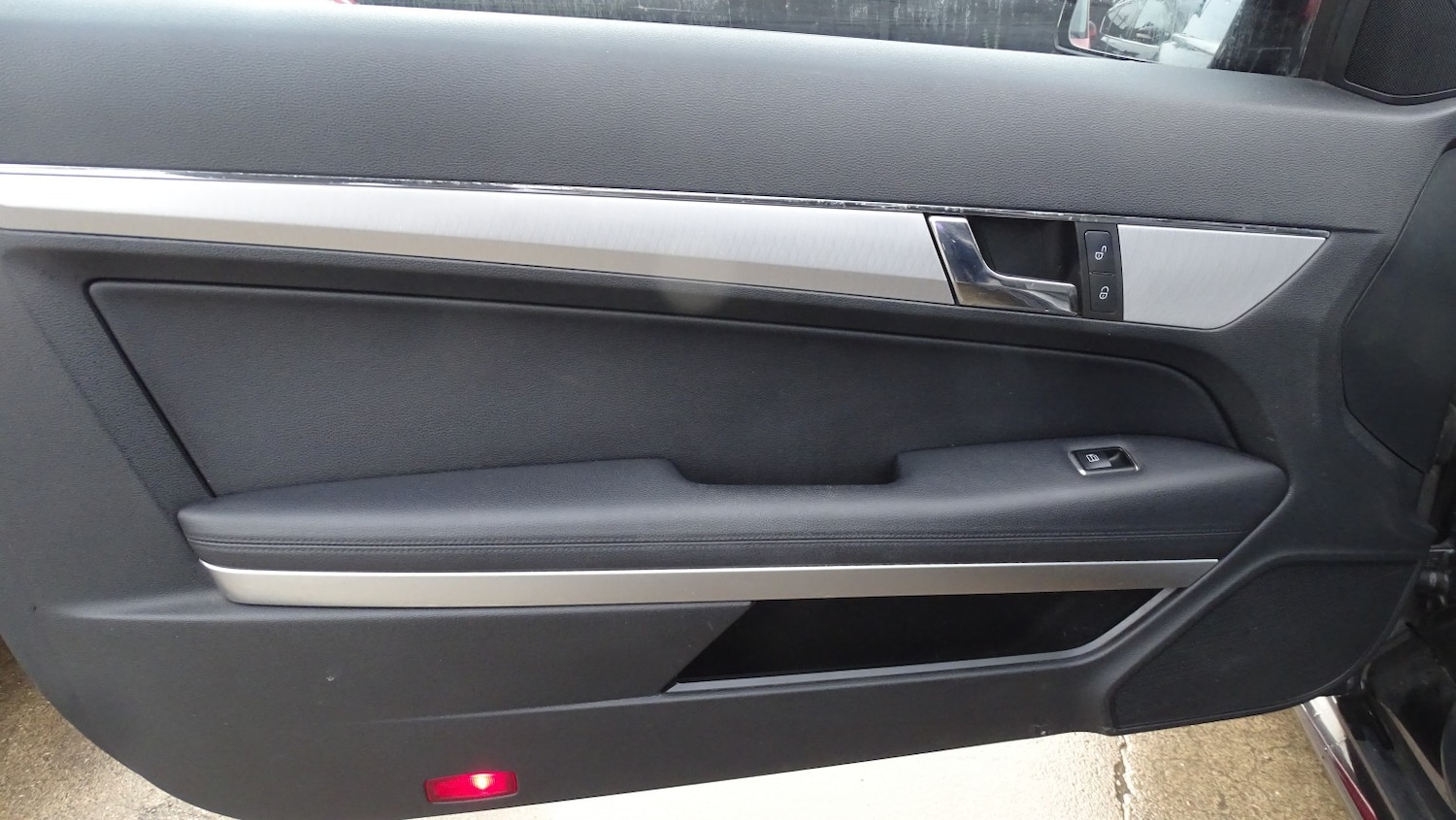 Used Mercedes-Benz E Class 2012 for sale - 77632486: Photo 32