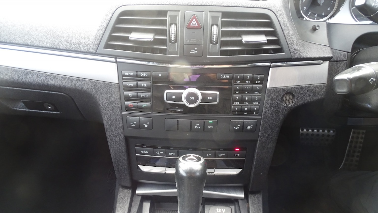 Used Mercedes-Benz E Class 2012 for sale - 77632486: Photo 37