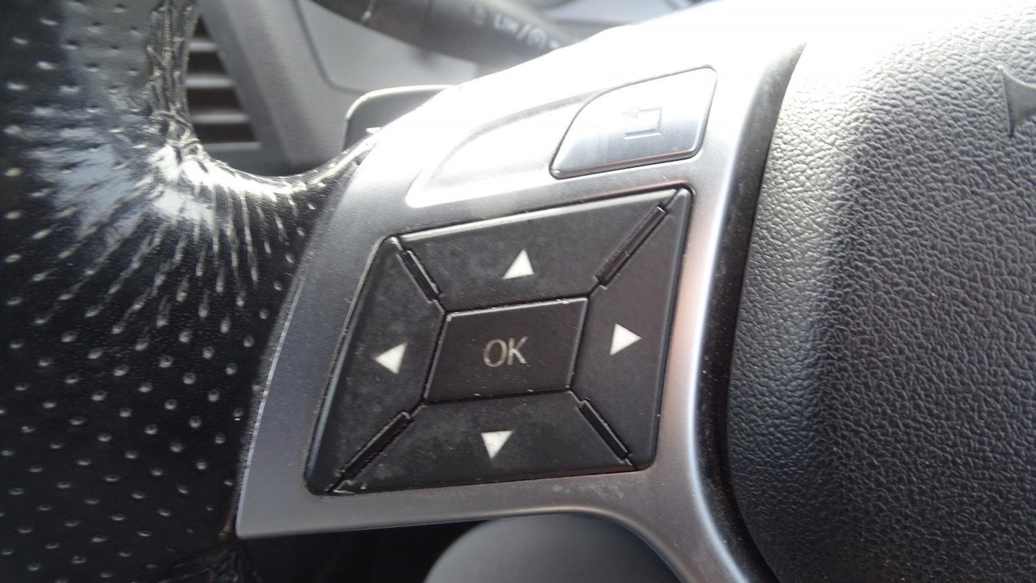 Used Mercedes-Benz E Class 2012 for sale - 77632486: Photo 44