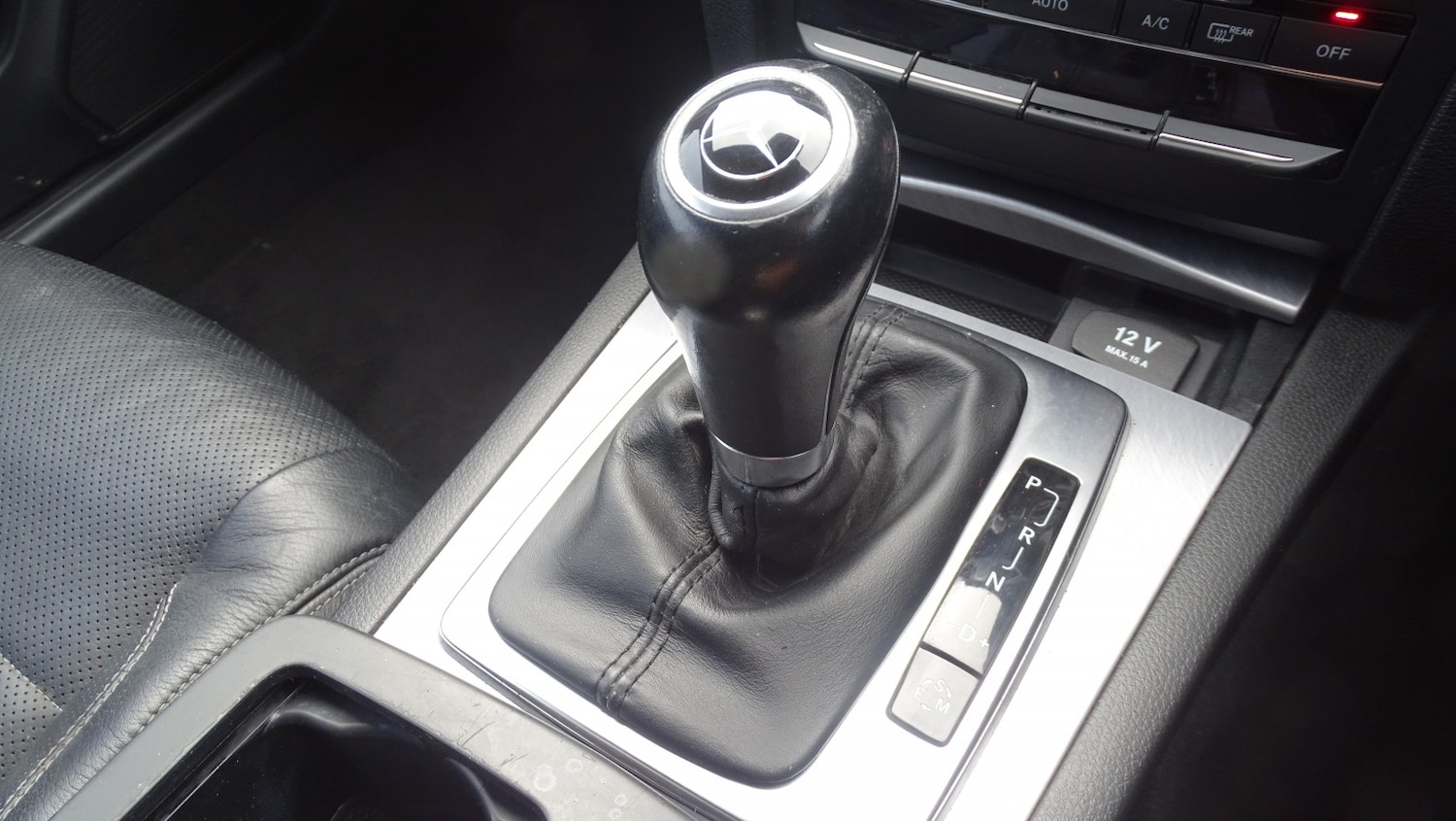 Used Mercedes-Benz E Class 2012 for sale - 77632486: Photo 45