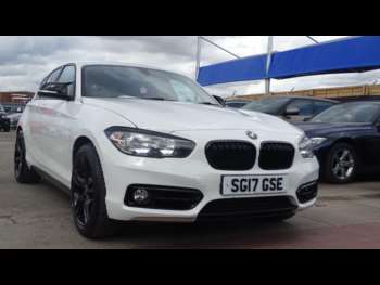 2017 - 118d Sport 5dr [Nav]