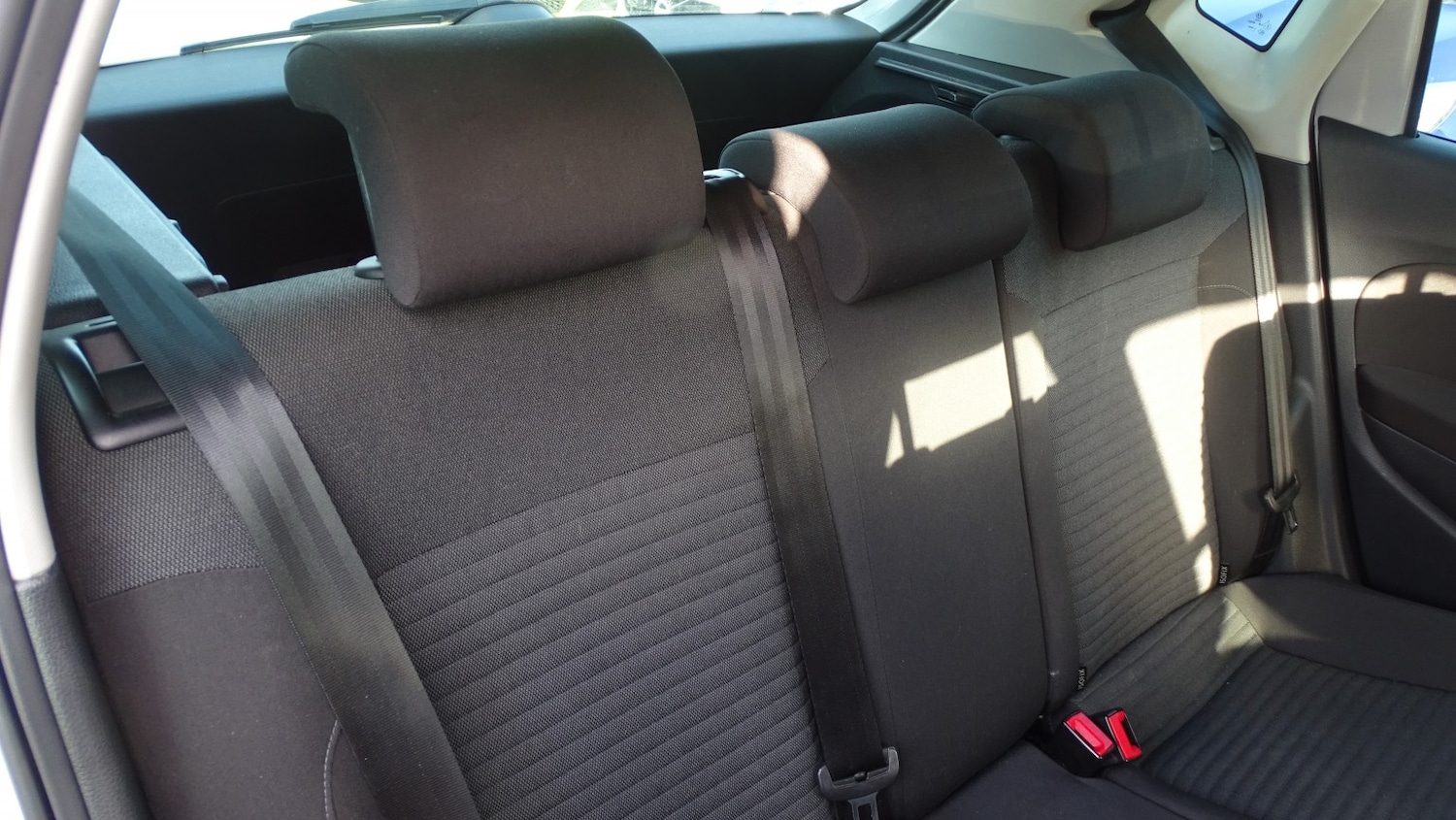 Used Volkswagen Polo 2012 for sale - 77668488: Photo 25