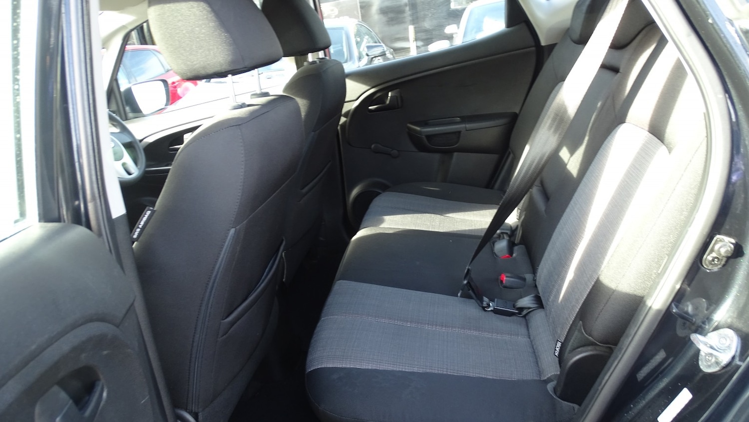 Used Kia Venga 2011 for sale - 76482907: Photo 18