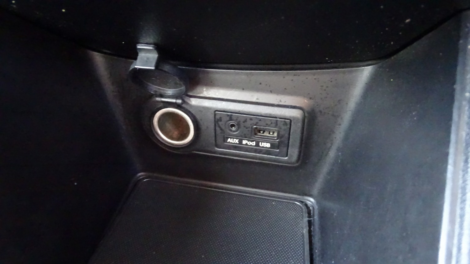 Used Kia Venga 2011 for sale - 76482907: Photo 28