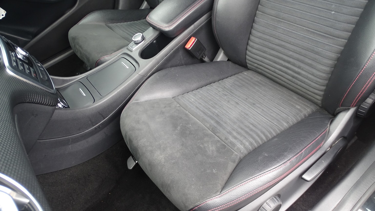 Used Mercedes-Benz A-Class 2013 for sale - 78182890: Photo 30