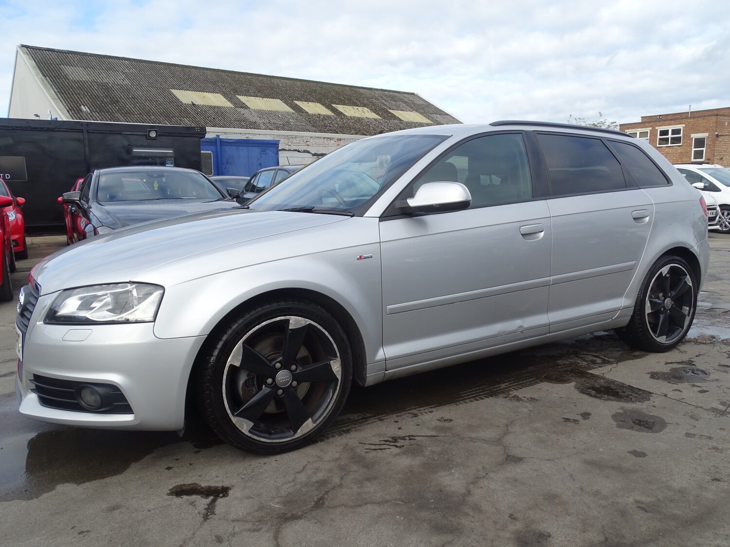 Used Audi A3 2011 for sale - 76334702: Photo 8
