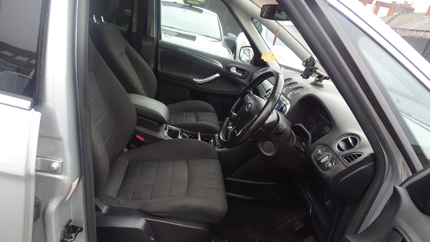 Used Ford S-Max 2011 for sale - 76794684: Photo 14