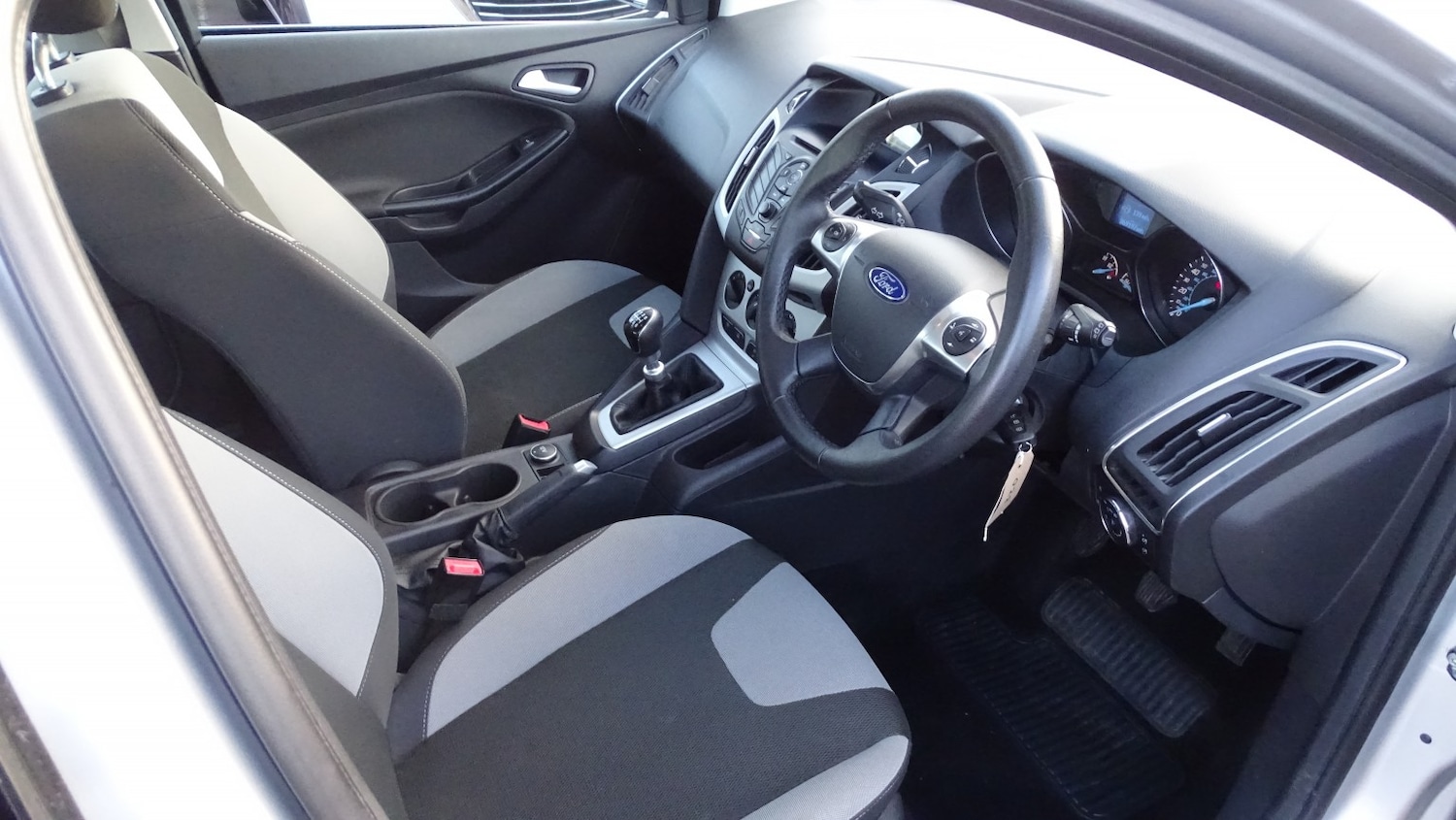 Used Ford Focus 2013 for sale - 76911041: Photo 18