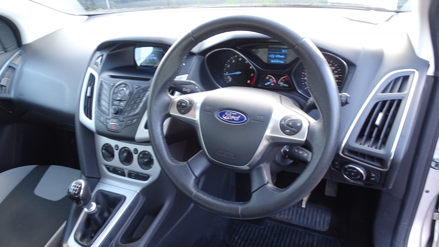 Used Ford Focus 2013 for sale - 76911041: Photo 19