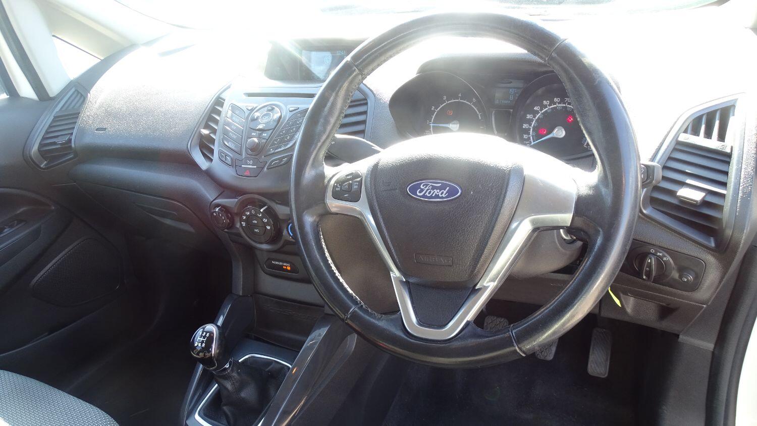 Used Ford Ecosport 2015 for sale - 76041076: Photo 18