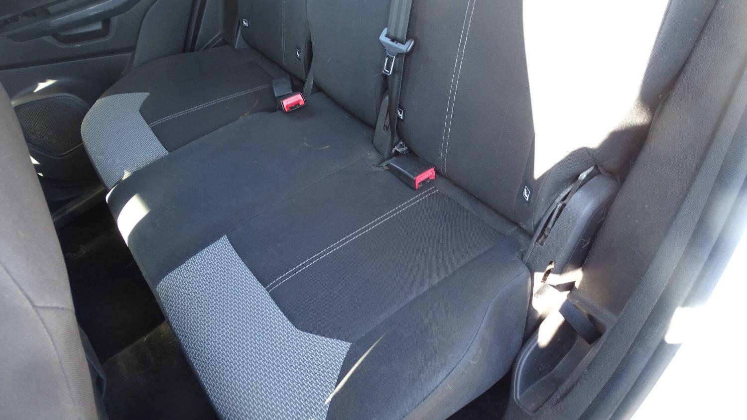 Used Ford Ecosport 2015 for sale - 76041076: Photo 26