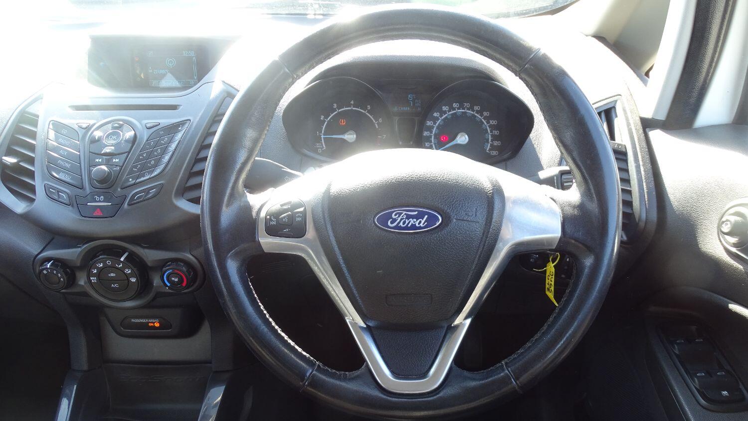 Used Ford Ecosport 2015 for sale - 76041076: Photo 32