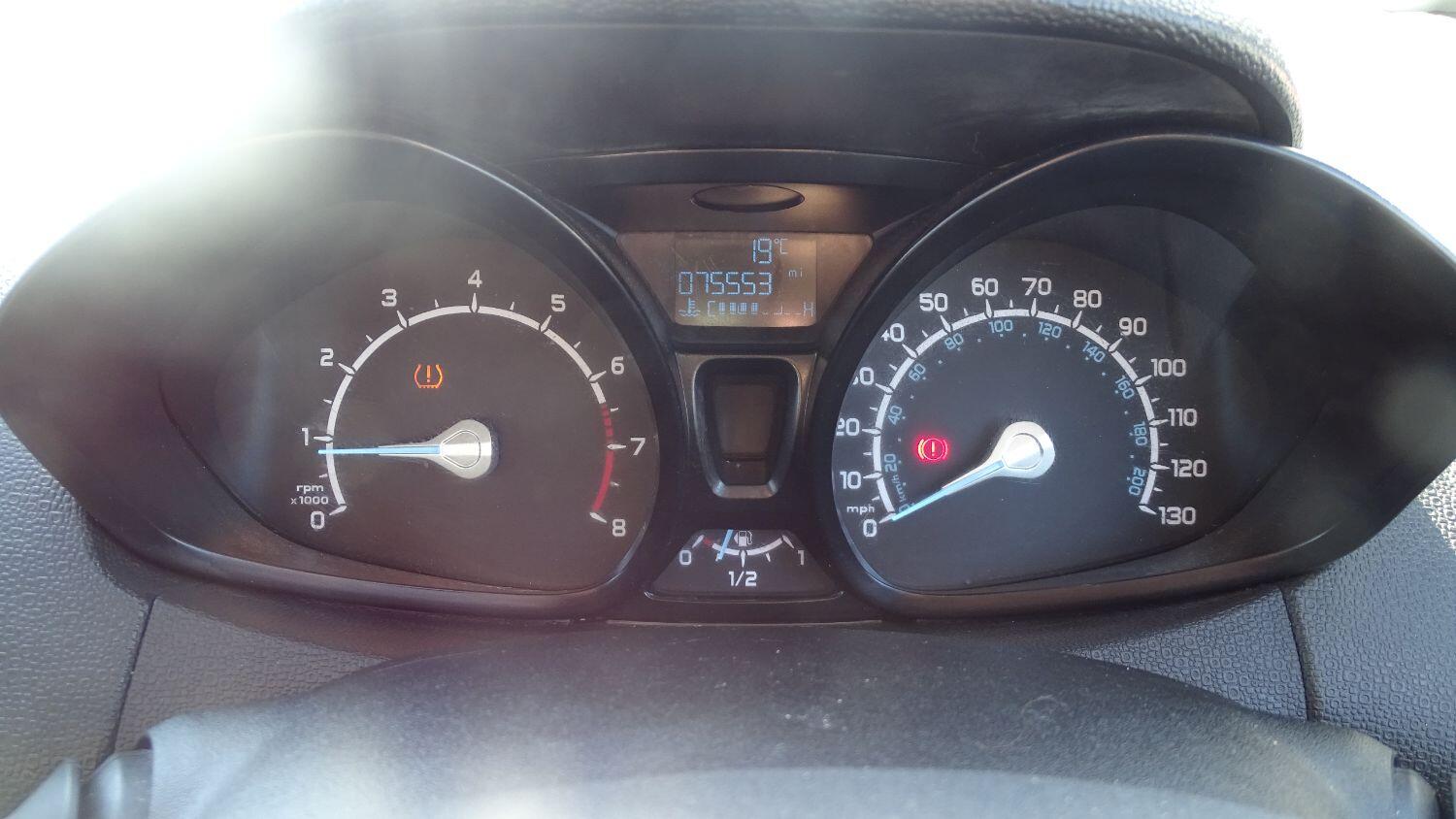 Used Ford Ecosport 2015 for sale - 76041076: Photo 33