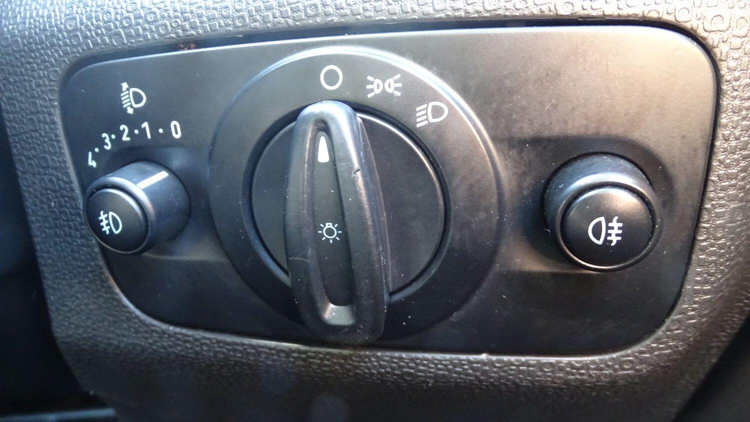 Used Ford Ecosport 2015 for sale - 76041076: Photo 35