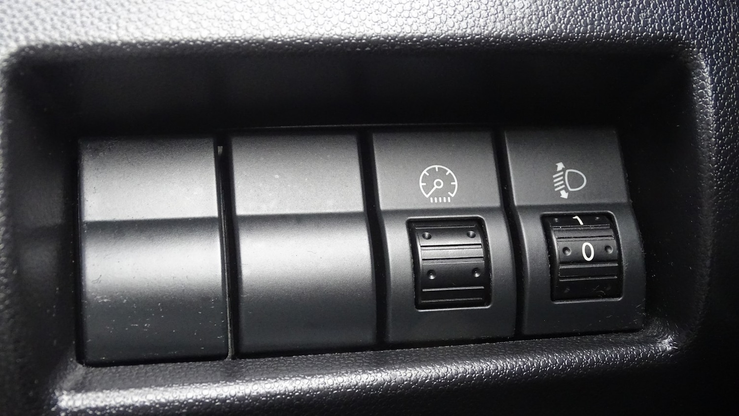 Used Mazda Mazda3 2008 for sale - 76407627: Photo 37