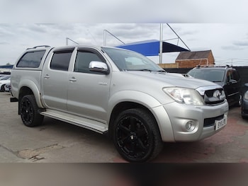 Used Toyota Hilux 2011 for sale - 75505083: Photo