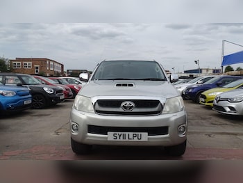 Used Toyota Hilux 2011 for sale - 75505083: Photo