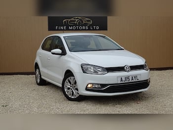 Used Volkswagen Polo 2015 for sale - 79739805: Photo