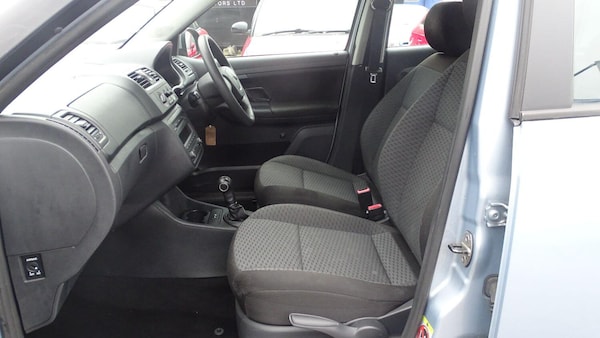 Used Skoda Fabia 2010 for sale - 75124361: Photo 28