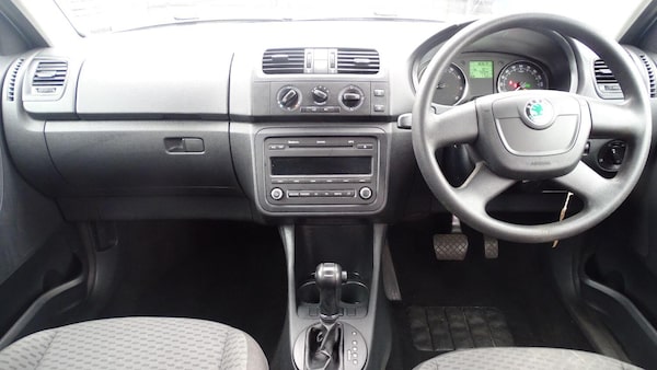Used Skoda Fabia 2010 for sale - 75124361: Photo 31