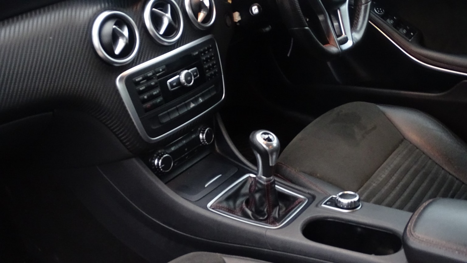 Used Mercedes-Benz A-Class 2014 for sale - 77038902: Photo 27