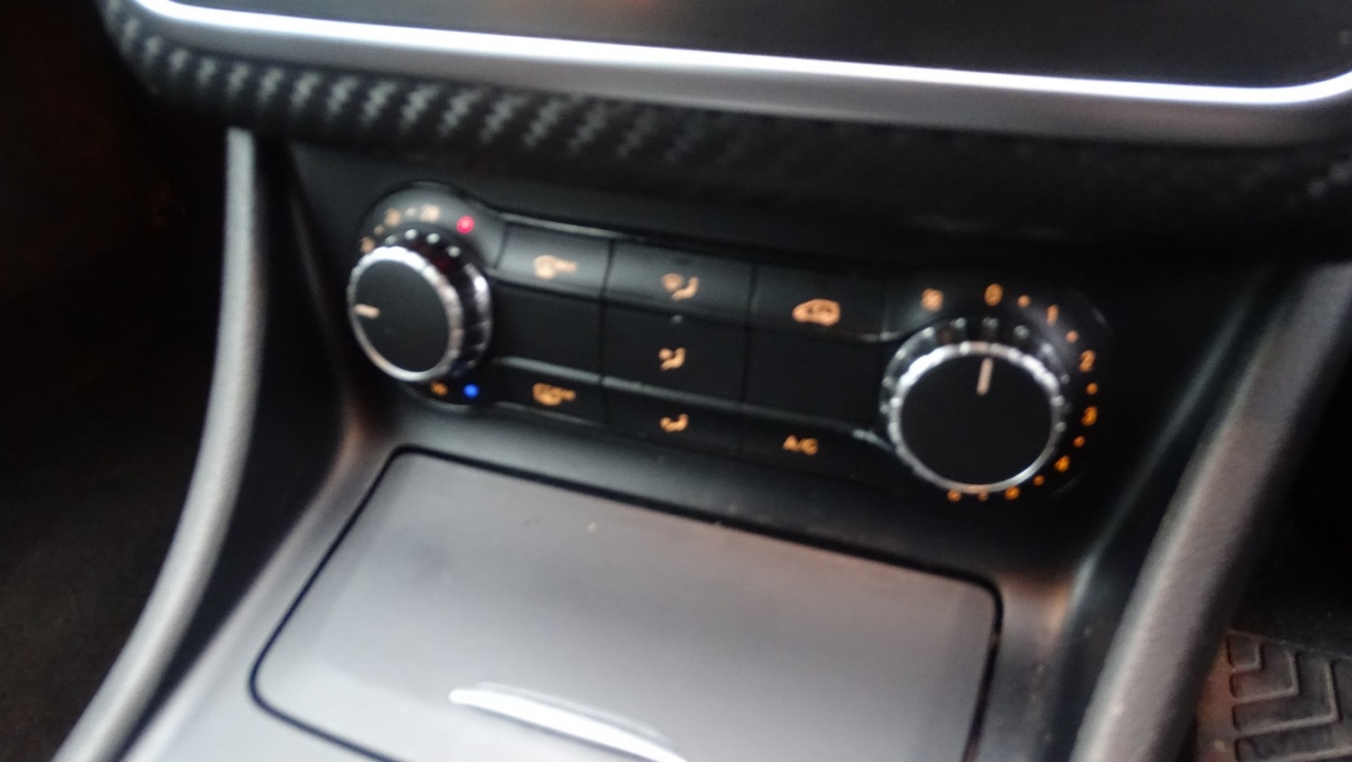 Used Mercedes-Benz A-Class 2014 for sale - 77038902: Photo 31