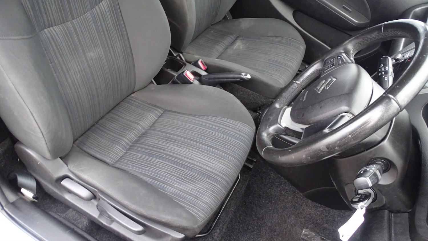 Used Suzuki Swift 2014 for sale - 76455367: Photo 20