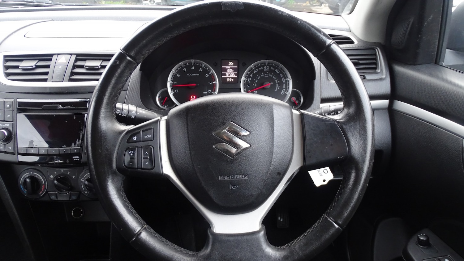 Used Suzuki Swift 2014 for sale - 76455367: Photo 29