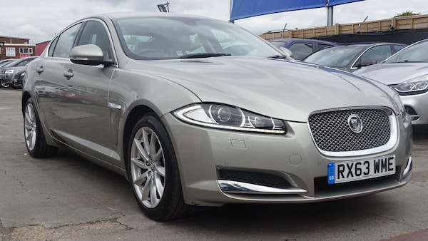 Used Jaguar XF 2013 for sale - 75621161: Photo 2